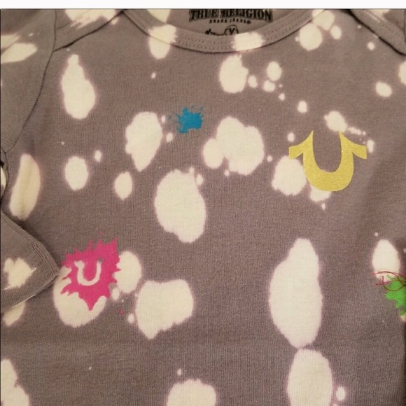 🔥CLEARANCE🔥True Religion onsie - Picture 3 of 4